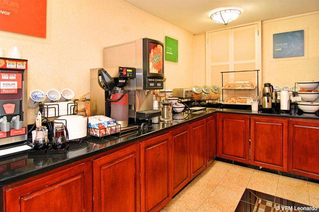 Comfort Inn Red Horse Frederick Dış mekan fotoğraf